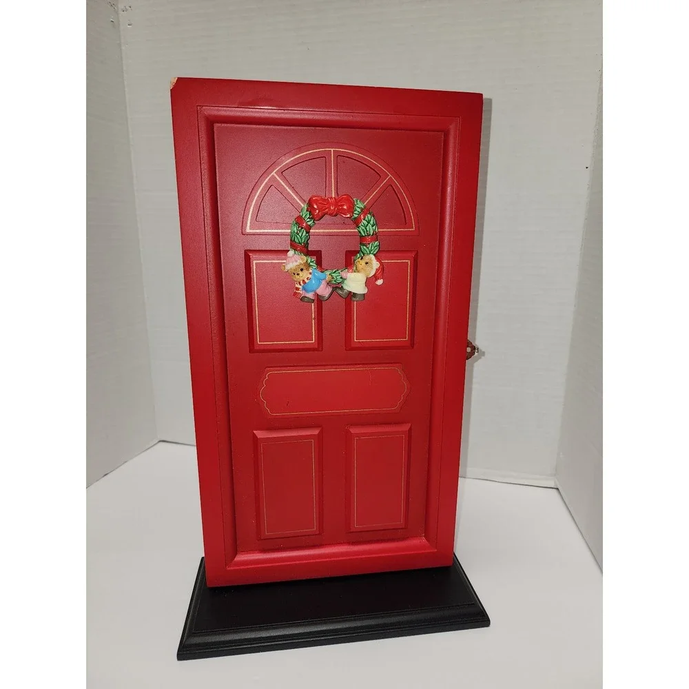 Vintage House of Lloyd Red Christmas Wreath Photo Holder Door‎